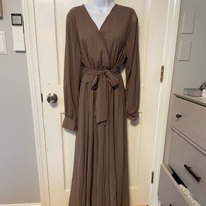 Baltic Born Lydia Maxi Dress/Color: Stone/ 1X